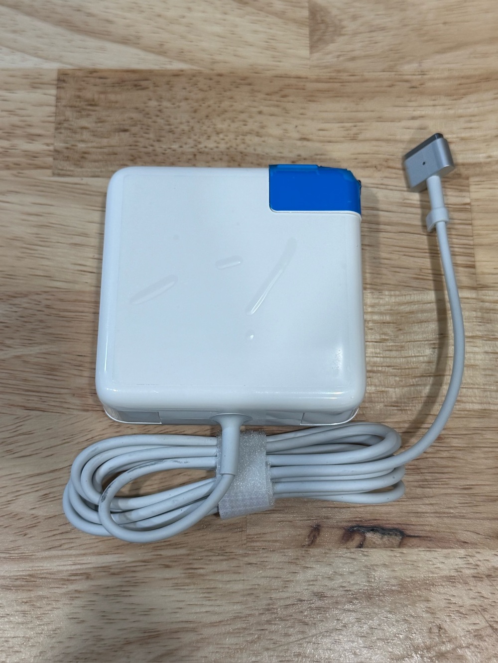 NWOT 85W MacBook Pro Magnetic T-Tip Charger